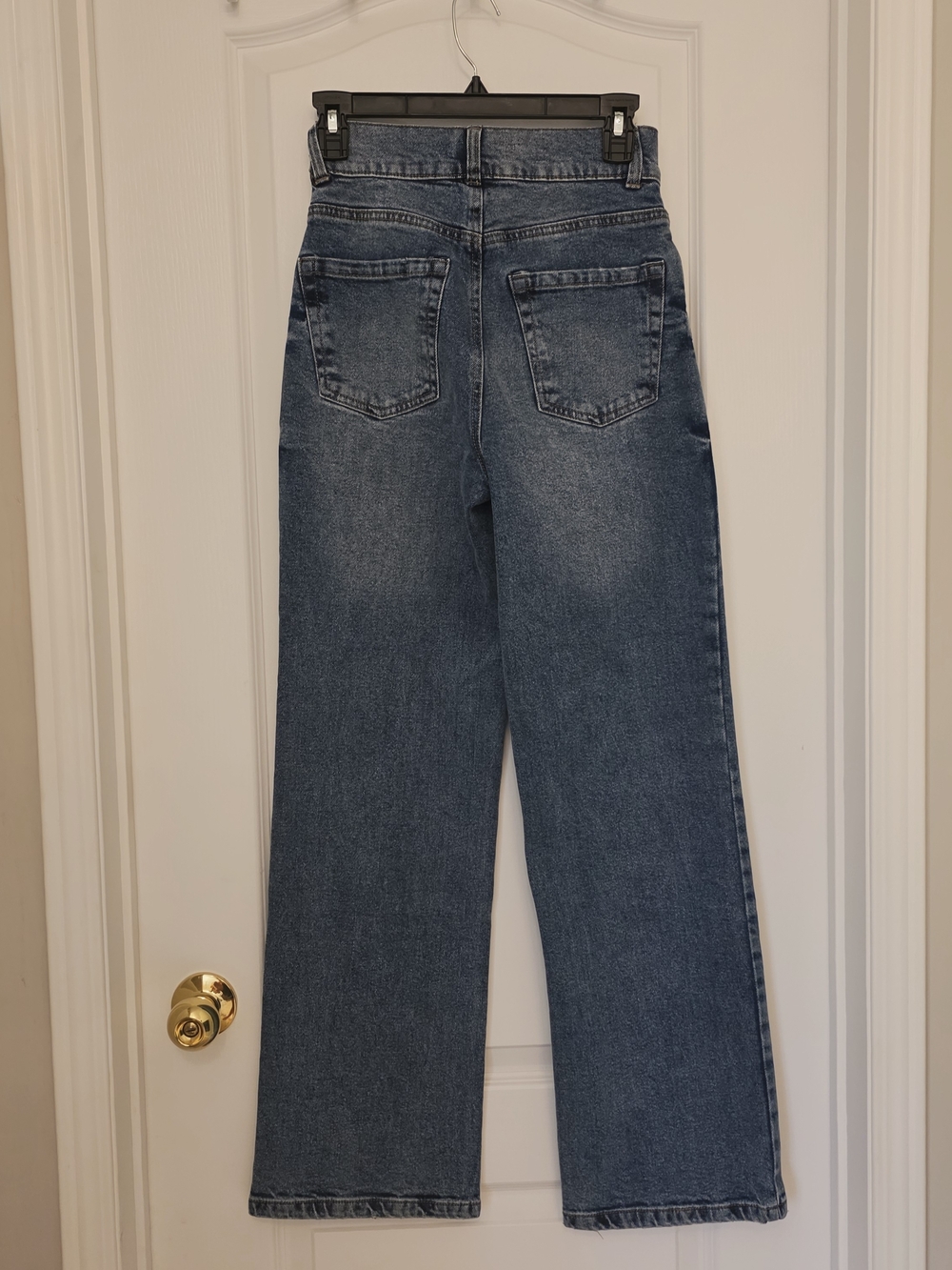 Wide Leg Jeans - Picture 2 of 3